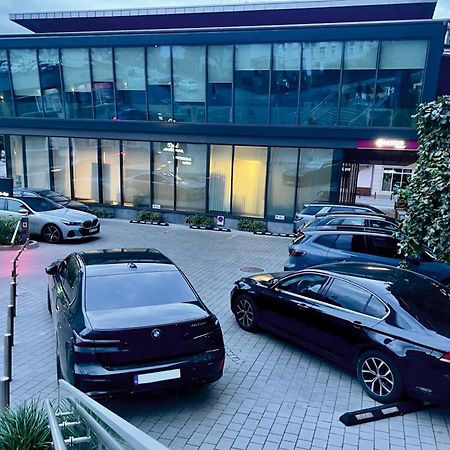 Q18 Aparthotel Быдгощ Экстерьер фото