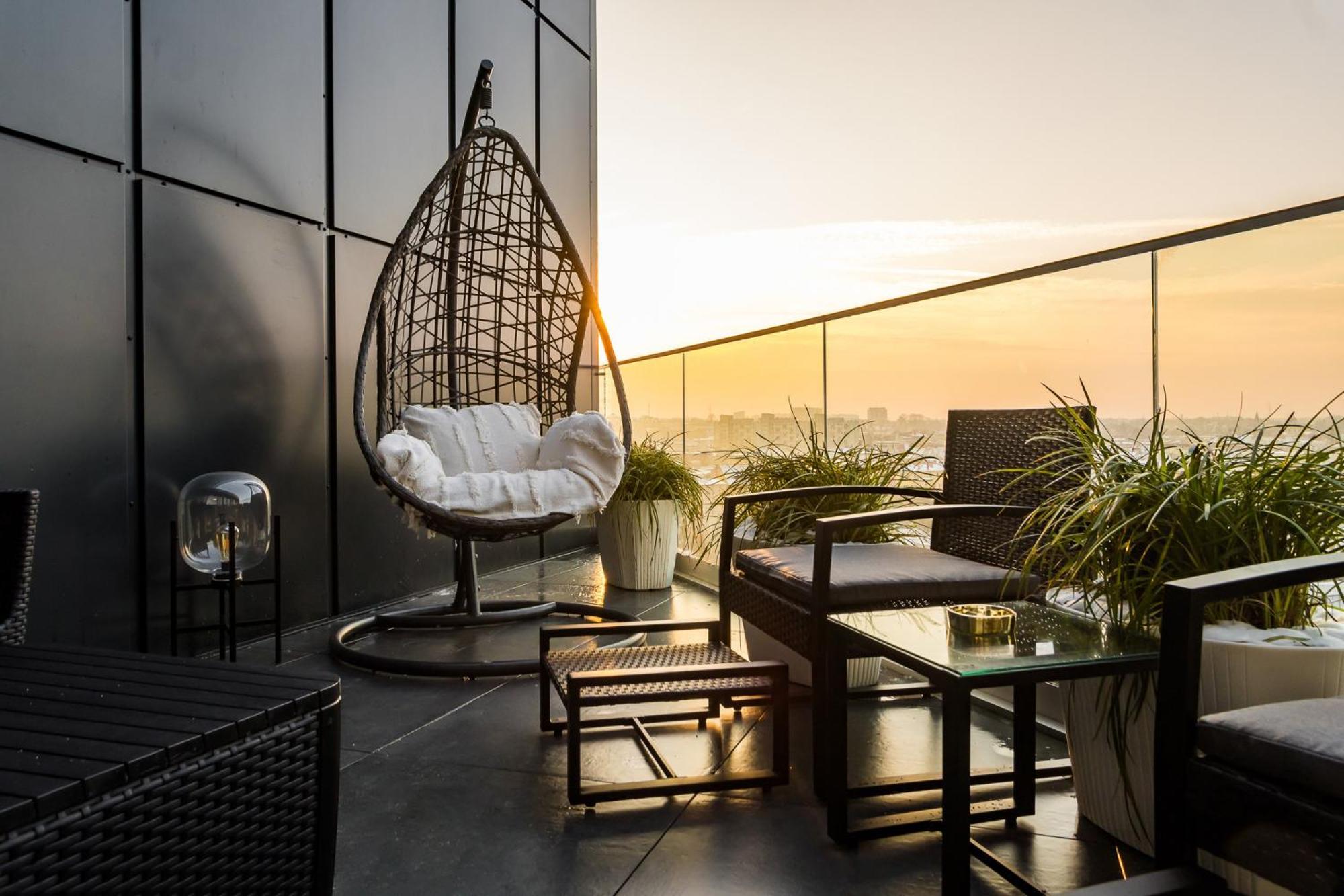 Q18 Aparthotel Быдгощ Экстерьер фото