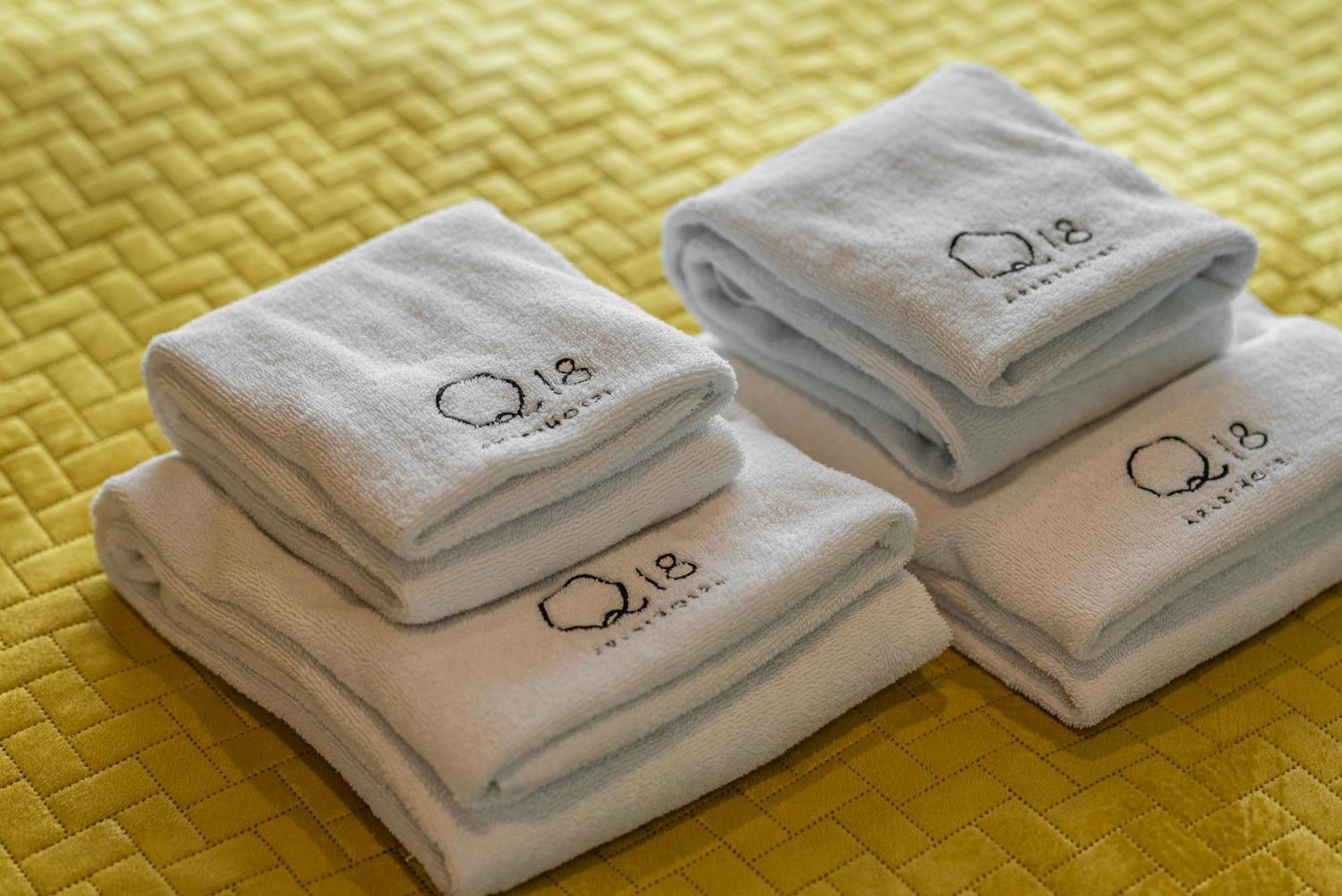 Q18 Aparthotel Быдгощ Экстерьер фото