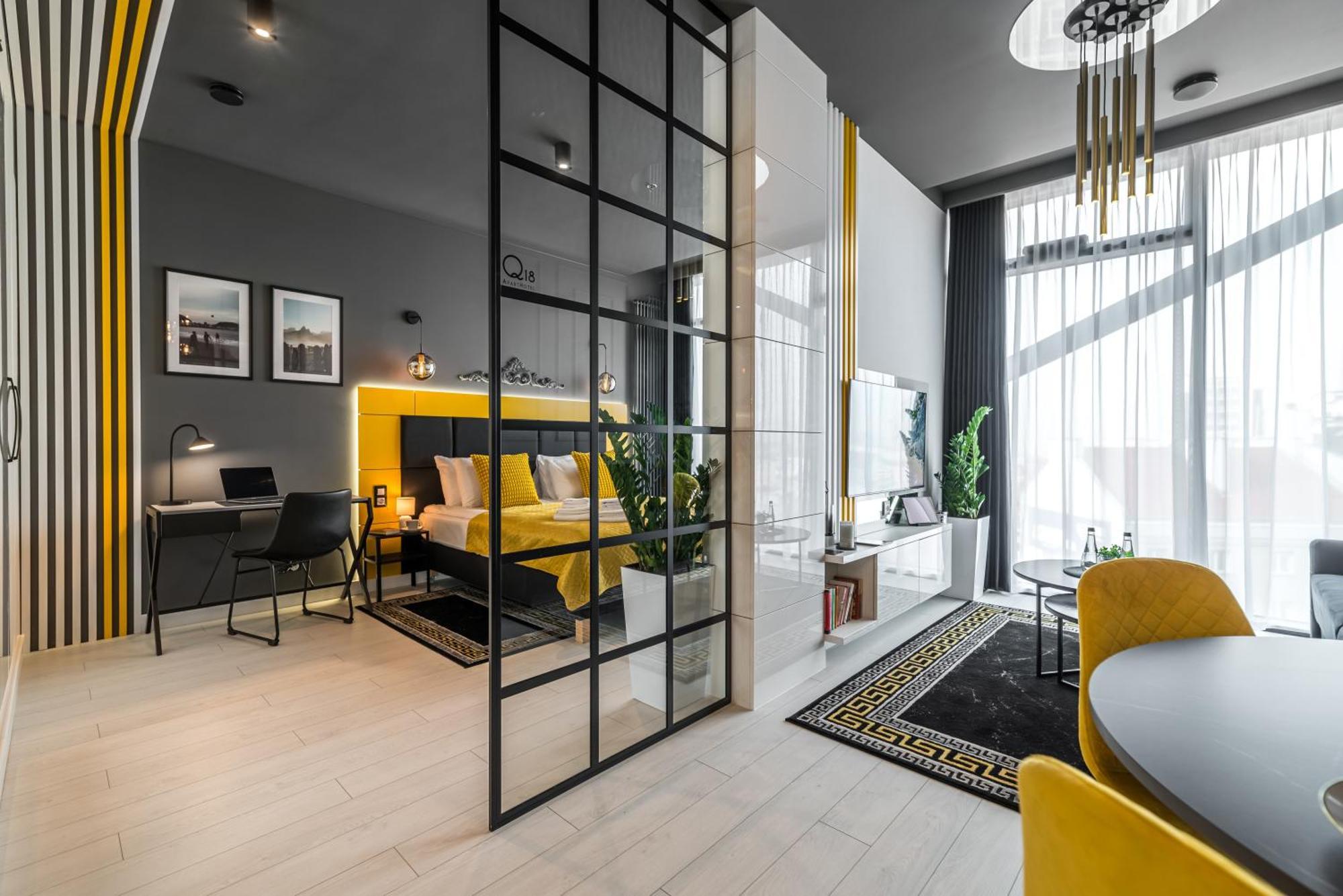 Q18 Aparthotel Быдгощ Экстерьер фото