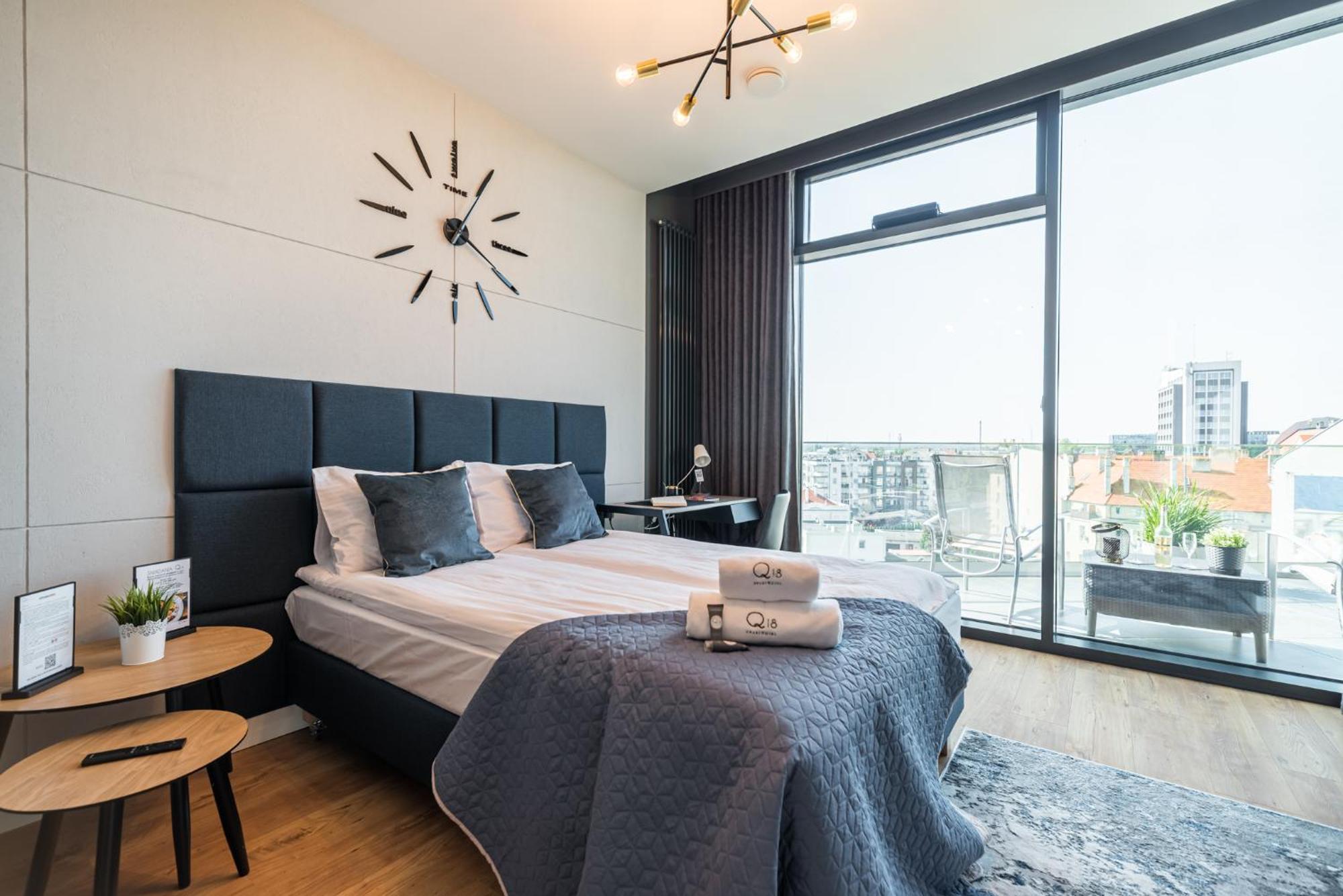 Q18 Aparthotel Быдгощ Экстерьер фото